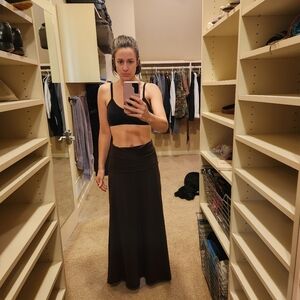 Una Pluma organic brown maxi